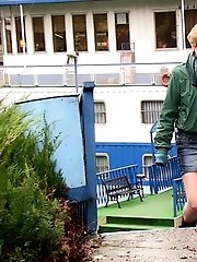 15 pictures - Blonde hottie pisses in the car park
