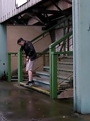 15 pictures - Compilation of sexy pissing european teens