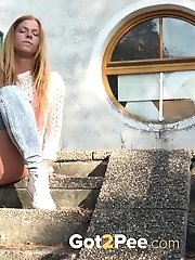 15 pictures - Desperate in Denim