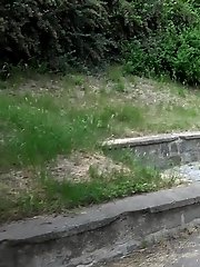 15 pictures - Outdoor pissing on a wall leaves a big puddle