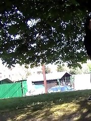 15 pictures - Crouching Pee