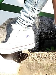 15 pictures - Desperate in Denim