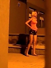 15 pictures - Compilation of girls pissing at night in the city
