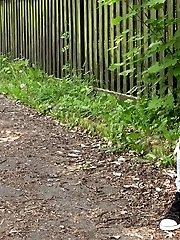 15 pictures - Peeing on Mud