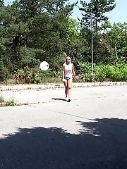 15 pictures - Outdoor pissing for gorgeous blonde in shorts