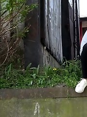 15 pictures - On a Ledge