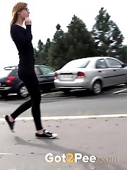 15 pictures - Pretty babe in glasses pisses outside