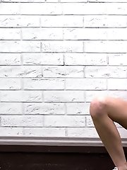 15 pictures - Pretty babe squats and pisses into a jug