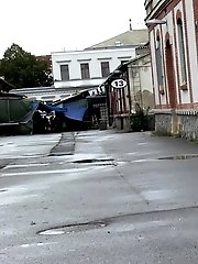 15 pictures - Around the Corner