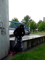 15 pictures - Shy Librarian pisses onto the ground outside
