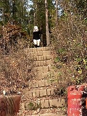 15 pictures - Blonde in denim hotpants pees on a seat