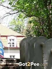 15 pictures - Outdoor pissing for stunning European