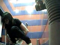 3 movies - Freshies emptying bladders in front of voyeur cam