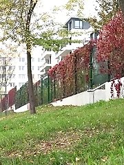 15 pictures - Hot blonde in pink pisses outside on grass