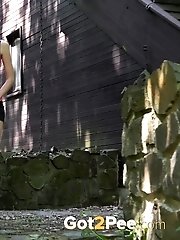 15 pictures - Skinny Pisser