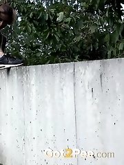 15 pictures - Pretty babe lifts her leg up to piss outside