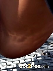 15 pictures - Crouch to Pee