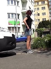 15 pictures - Pretty teen pees in public on busy road