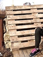 15 pictures - Naughty European pisses over wooden palettes