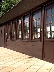 15 pictures - Squatting in Jeans