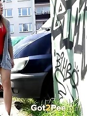 15 pictures - Little Red Shoes