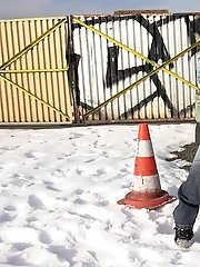 15 pictures - Violette squats in the snow to piss outside