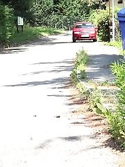 15 pictures - European babe pisses next to recycling bins