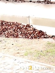15 pictures - Sexy babe pisses off the edge of white steps