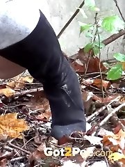 15 pictures - A shy brunette takes a few attempts to pee