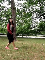 15 pictures - Lexi Dona shoots off an impressive piss arc