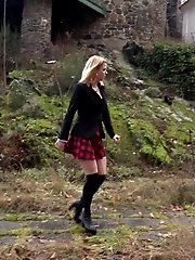 15 pictures - Cute girl in plaid skirt and blazer pisses outside