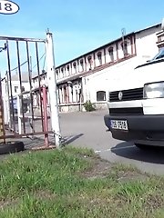 15 pictures - A Van