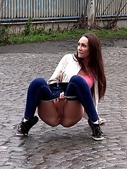 15 pictures - Cynthia Vellons relieves her piss desperation