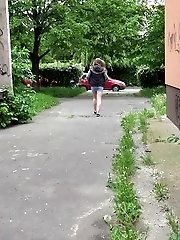 15 pictures - Gorgeous brunette pulls her g string to pee