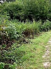 15 pictures - Nervous Pisser