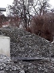 15 pictures - Hot blonde pisses right next to a railway line