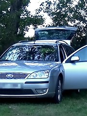 15 pictures - Cleaning her husbands car with her own pee