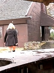 15 pictures - Redhead in knee high socks pisses outside