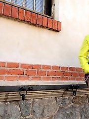 15 pictures - Brunette babe in her own public pissing video