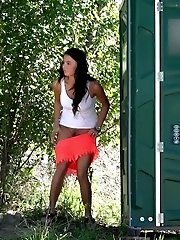 15 pictures - Busy Latrine